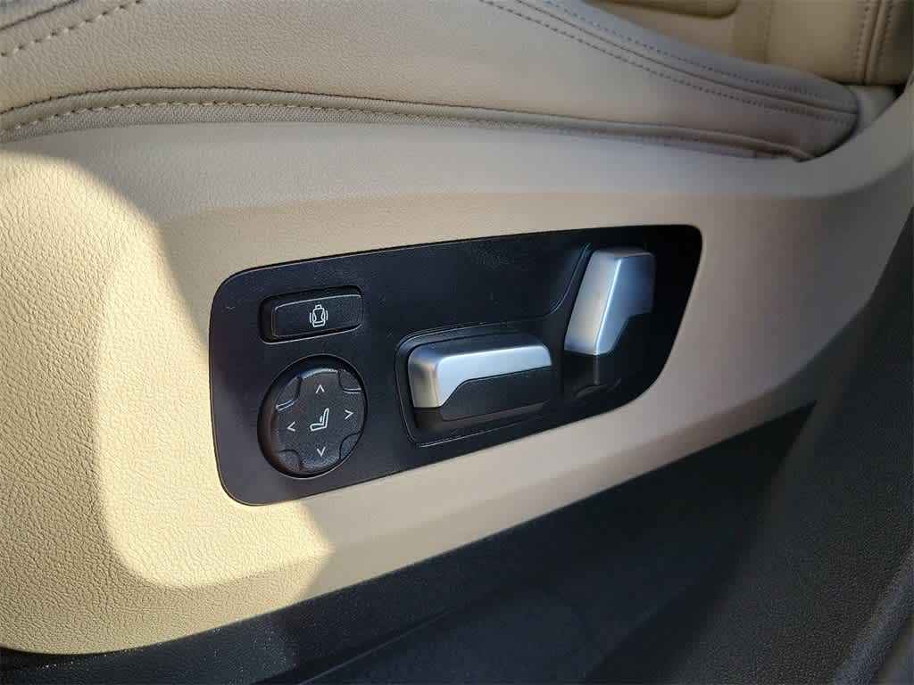 Thumbnail: 2019 BMW X5 - 25