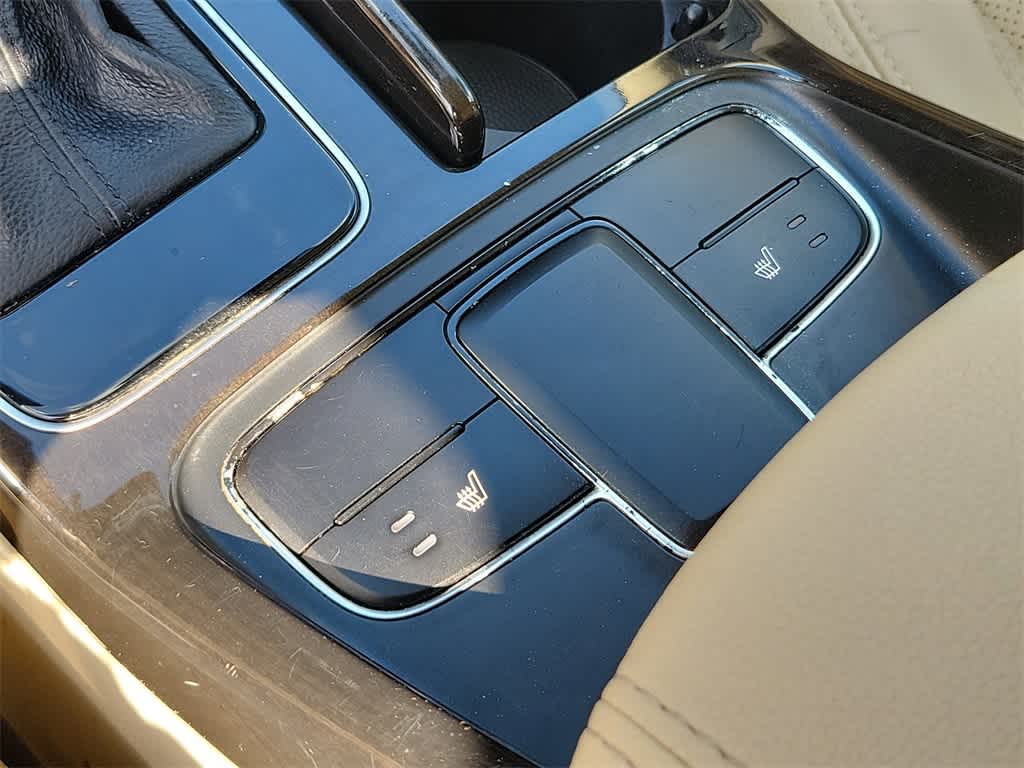 2015 Kia Cadenza Premium 36