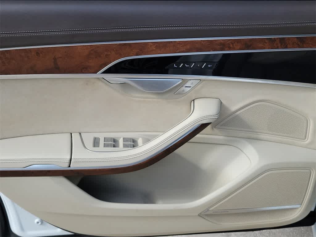 2021 Audi A8 L 15