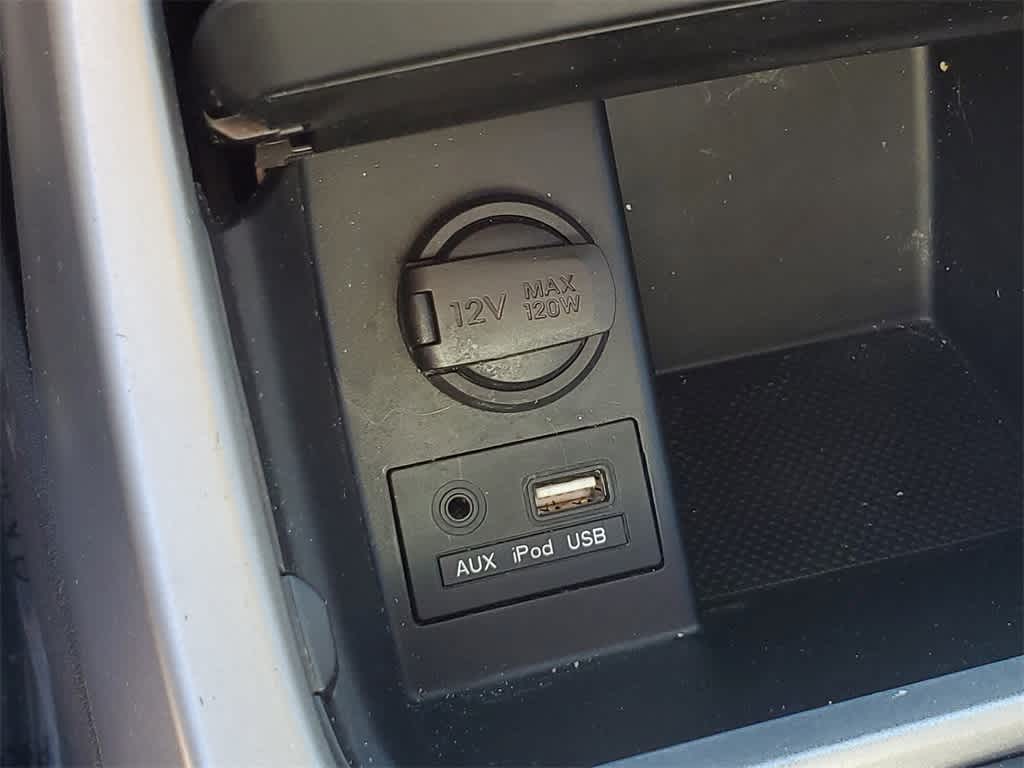 Thumbnail: 2016 Hyundai Elantra - 28