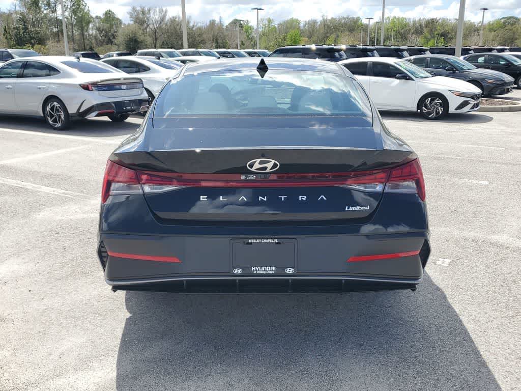 Thumbnail: 2026 Hyundai Elantra - 10