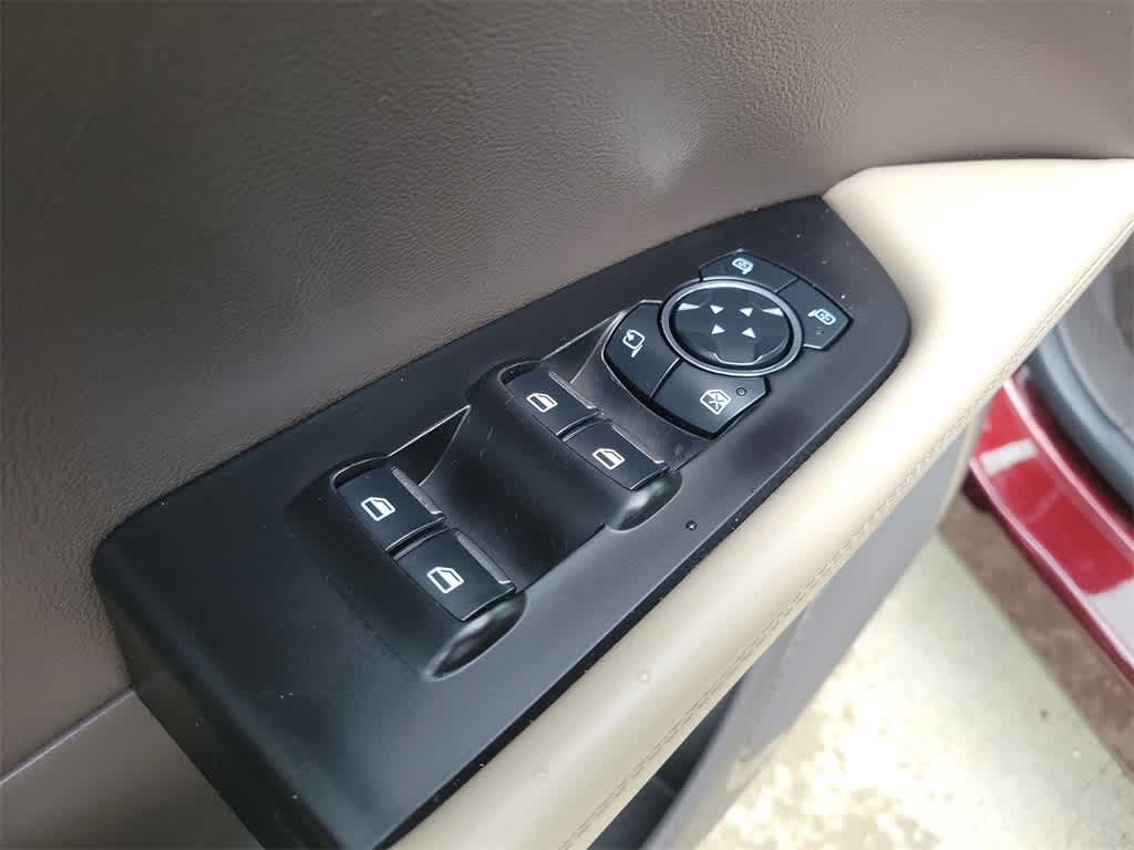 Thumbnail: 2023 Lincoln Nautilus - 18