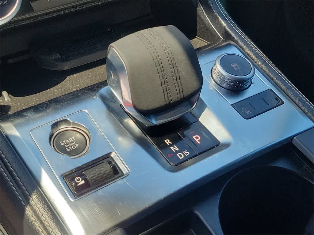 Thumbnail: 2025 Jaguar F-Pace - 30