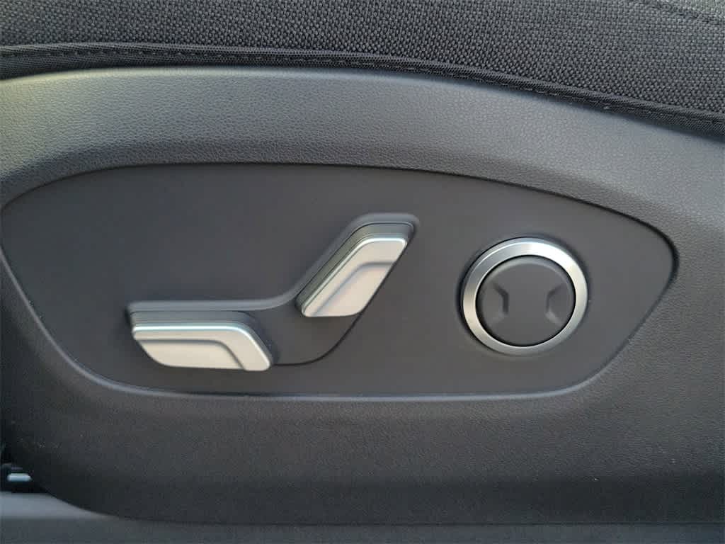 Thumbnail: 2026 Hyundai Ioniq - 18