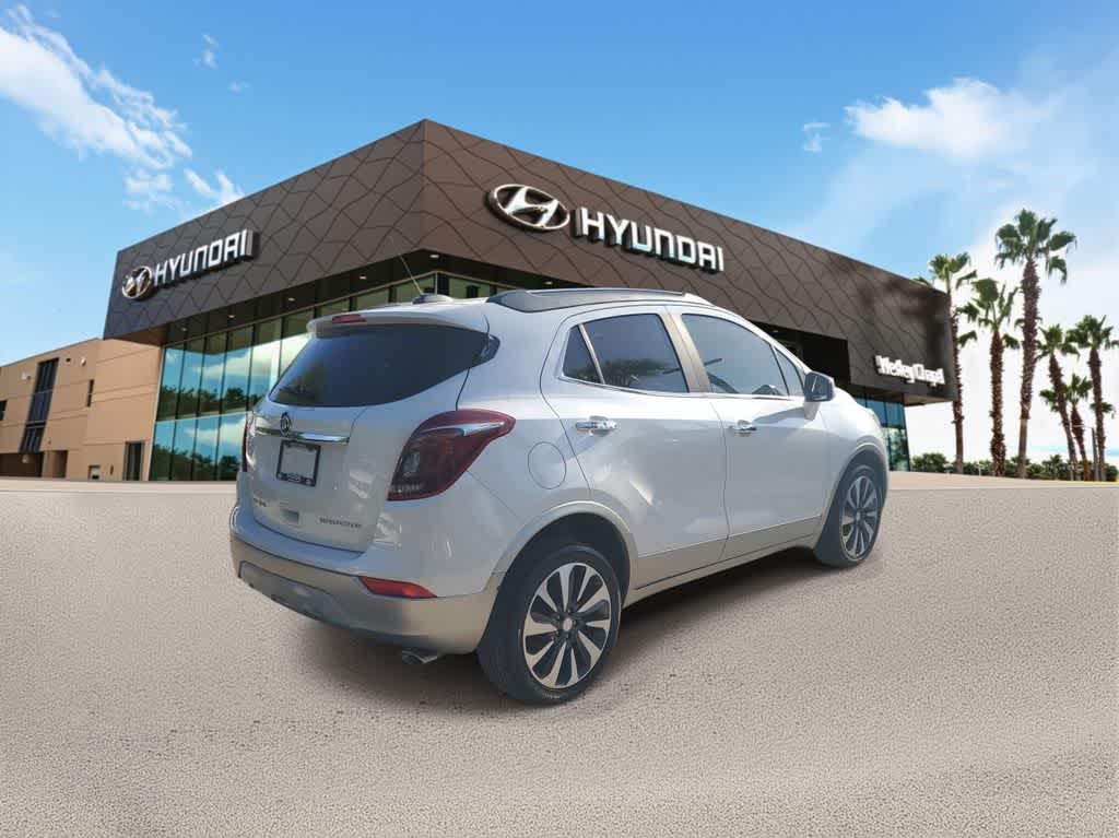 Thumbnail: 2017 Buick Encore - 3