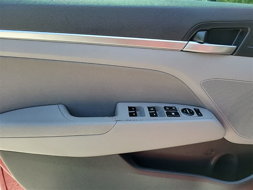 2020 Hyundai Elantra SEL 14