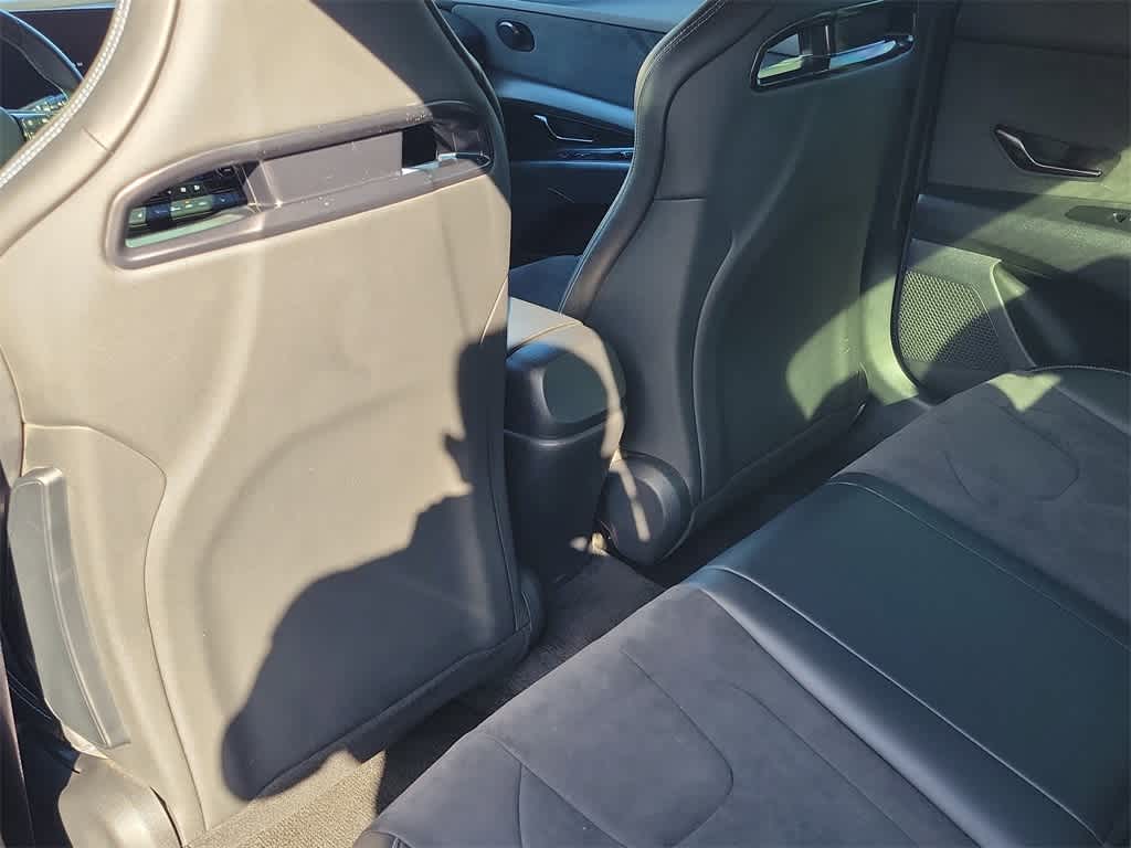 Thumbnail: 2023 Hyundai Elantra - 8