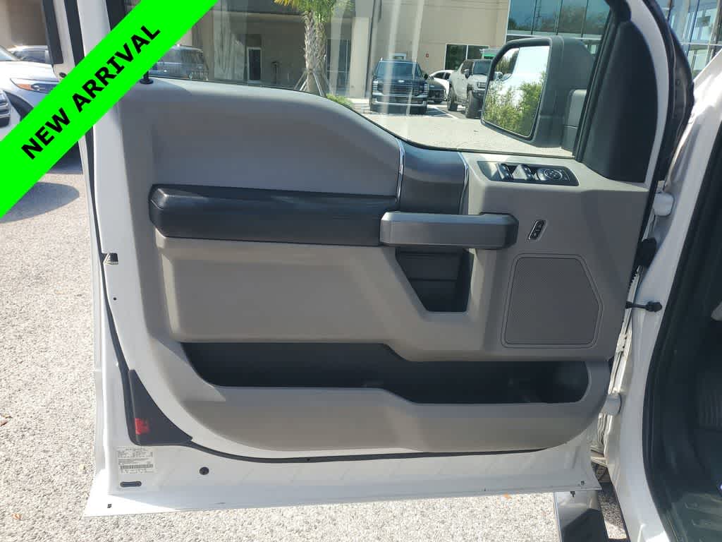 Thumbnail: 2015 Ford F-150 - 16