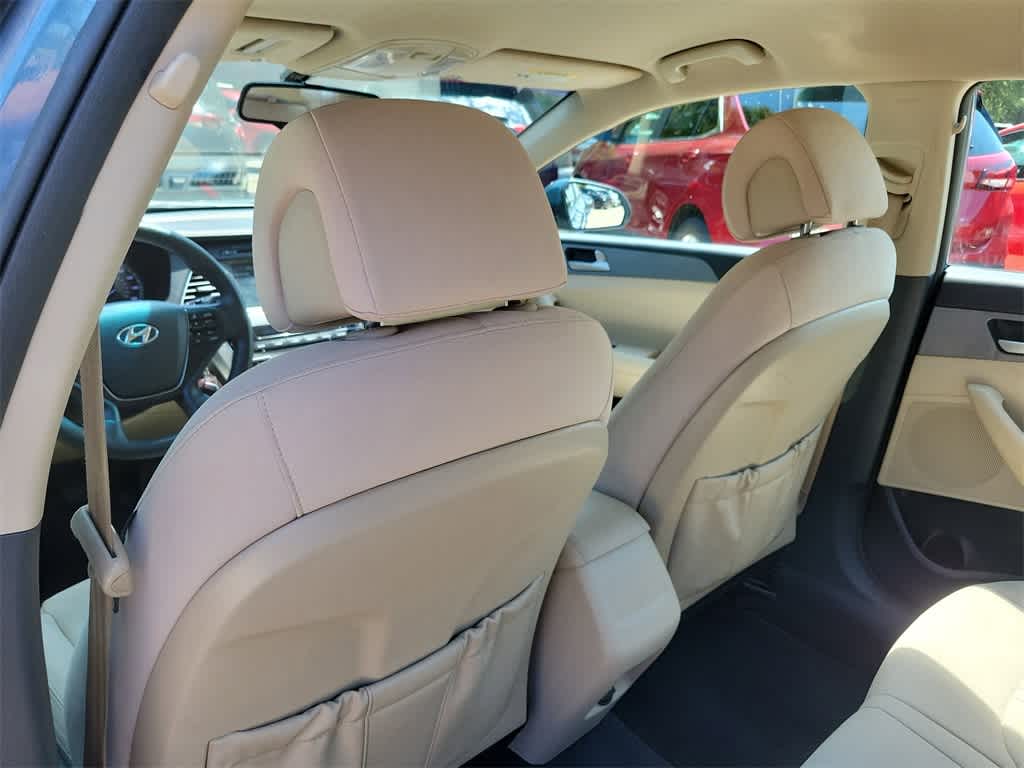 Thumbnail: 2016 Hyundai Sonata - 11