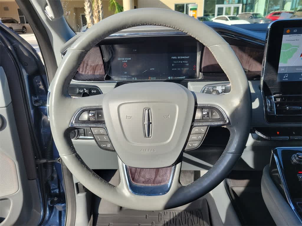Thumbnail: 2019 Lincoln Navigator - 23