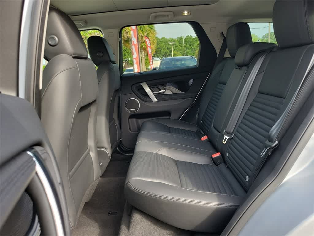 Thumbnail: 2024 Land Rover Discovery Sport - 10