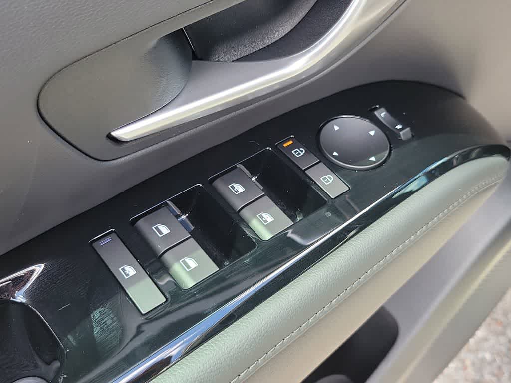 Thumbnail: 2025 Hyundai Santa Cruz - 18