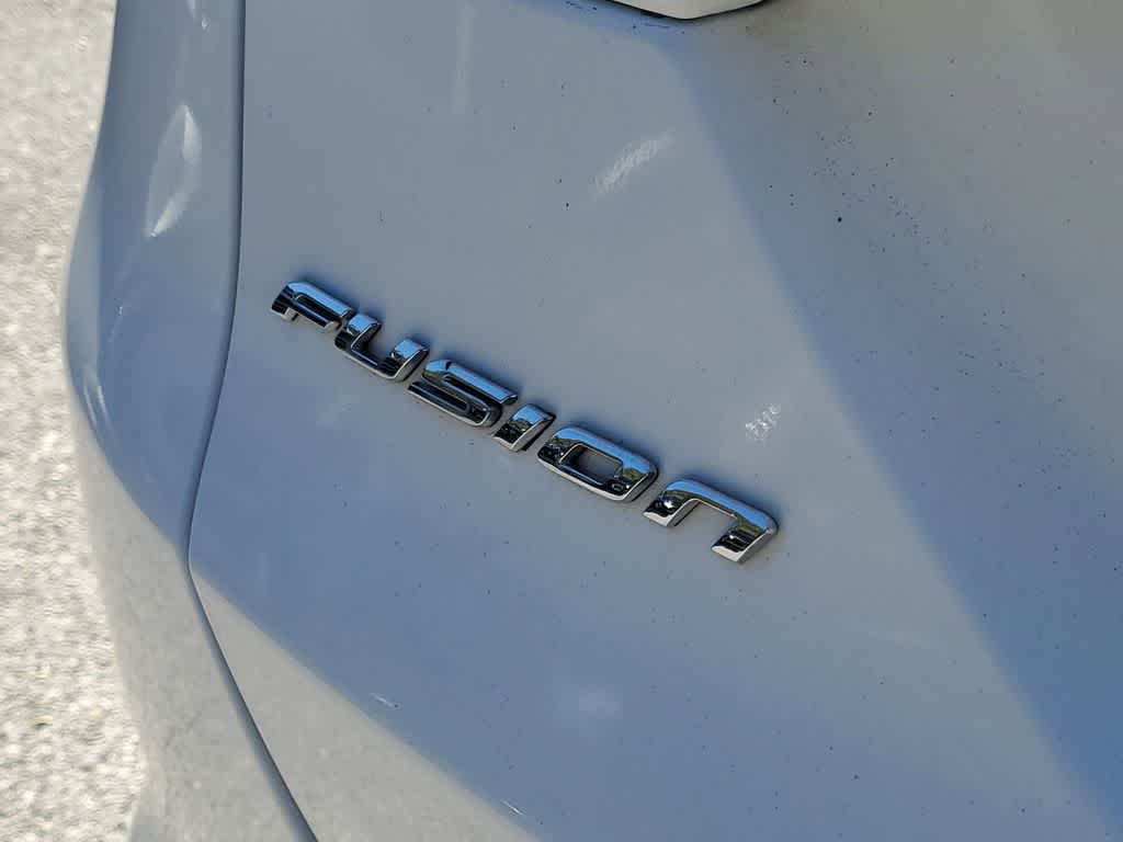 Thumbnail: 2013 Ford Fusion - 8