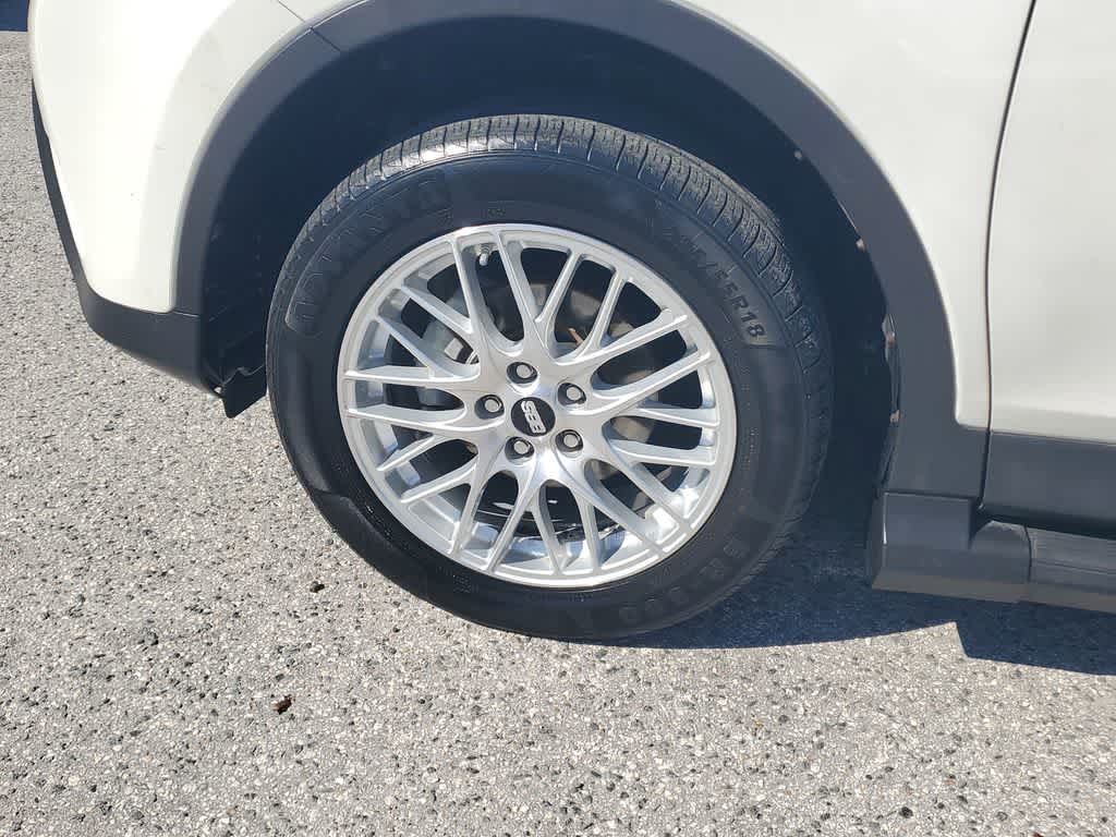 Thumbnail: 2015 Toyota RAV4 - 5