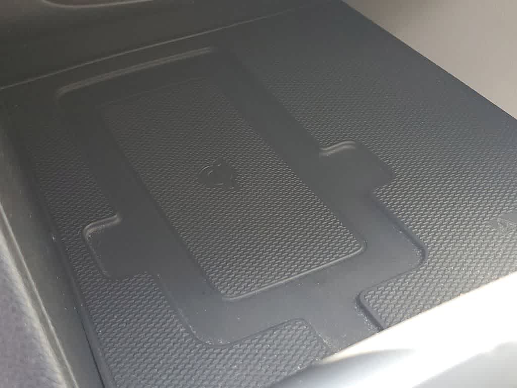 Thumbnail: 2020 Hyundai Veloster - 28