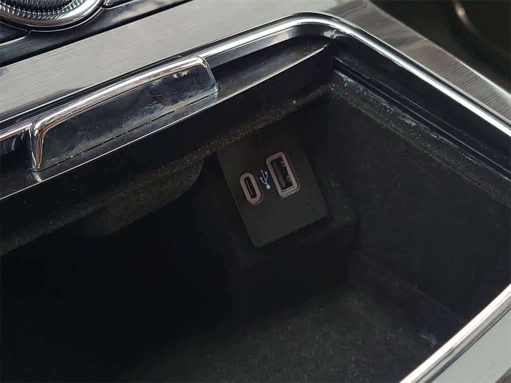 Thumbnail: 2023 Lincoln Nautilus - 30