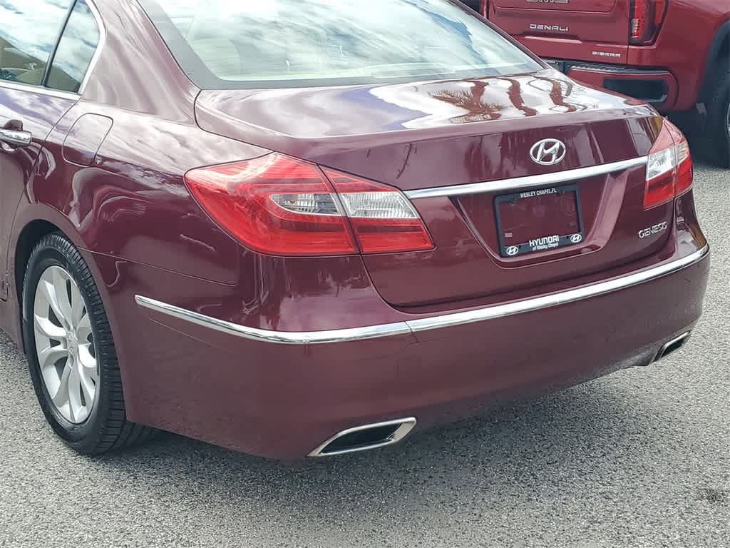 Thumbnail: 2013 Hyundai Genesis - 7