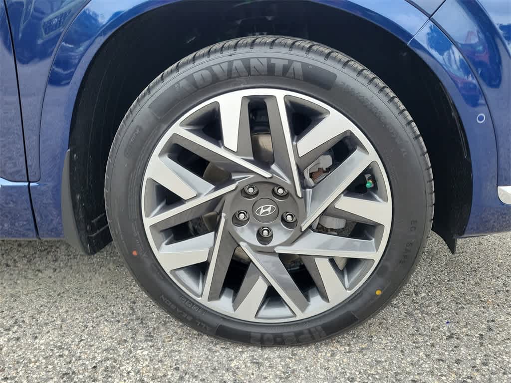 Thumbnail: 2022 Hyundai Santa Fe - 4