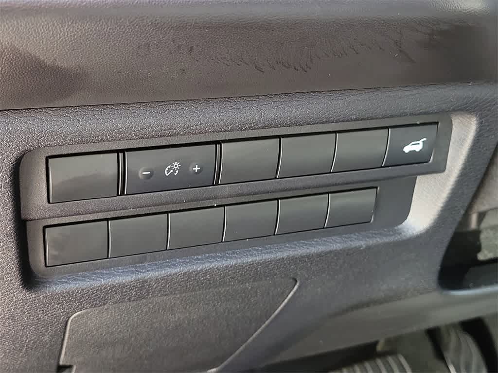 Thumbnail: 2024 Mitsubishi Outlander - 22