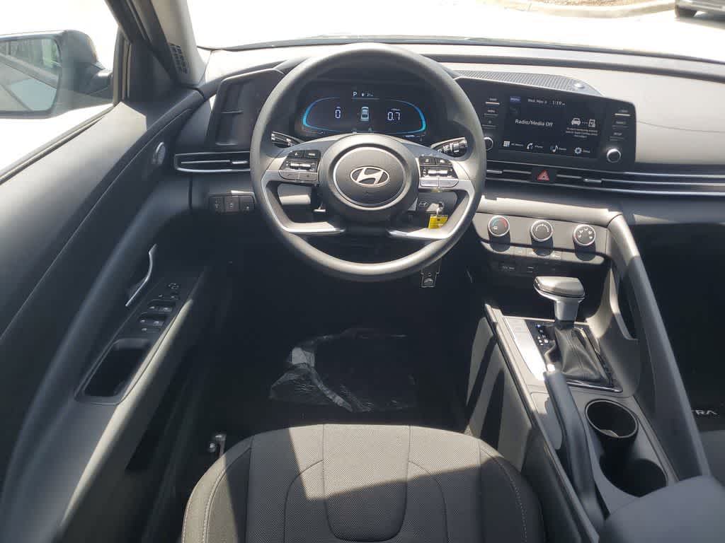 Thumbnail: 2026 Hyundai Elantra - 15