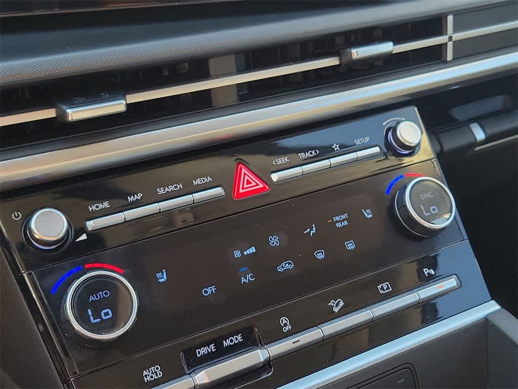 Thumbnail: 2025 Hyundai Santa Fe - 29