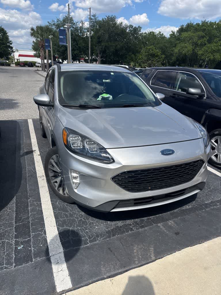 Thumbnail: 2020 Ford Escape - 3