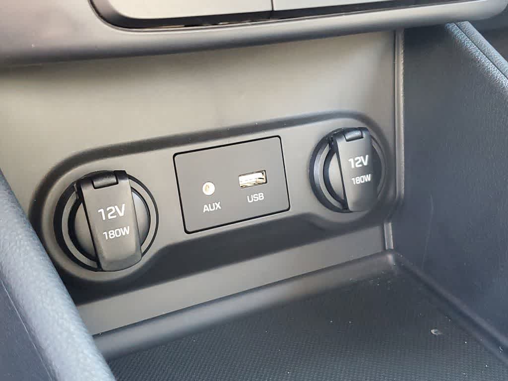 Thumbnail: 2022 Hyundai Accent - 29