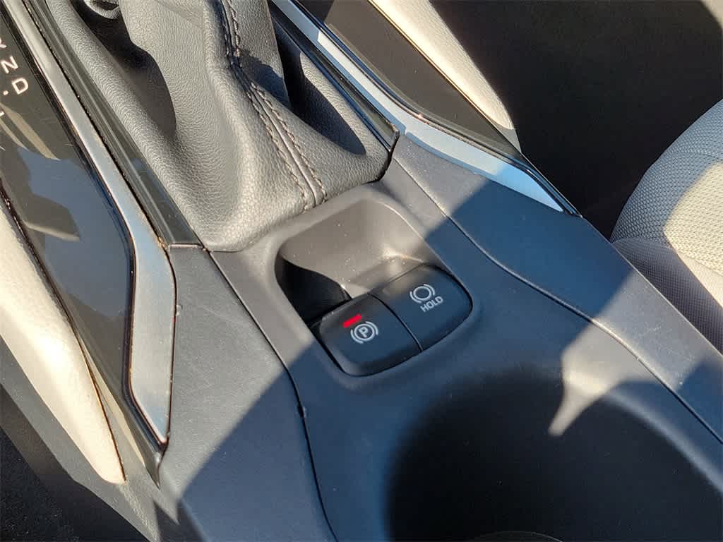 2023 Toyota Corolla Cross L 24