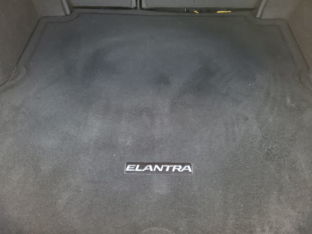 Thumbnail: 2018 Hyundai Elantra - 8