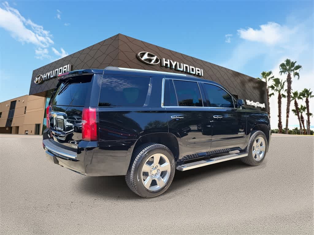 Thumbnail: 2019 Chevrolet Tahoe - 3