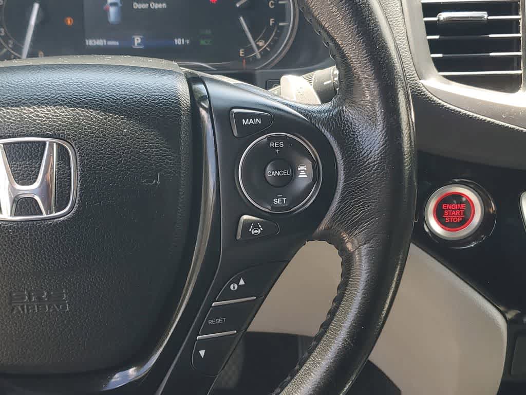 Thumbnail: 2016 Honda Pilot - 27