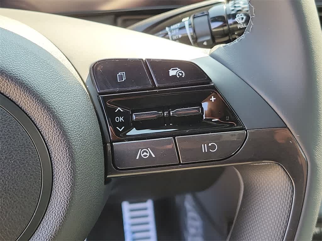 Thumbnail: 2025 Hyundai Elantra - 25