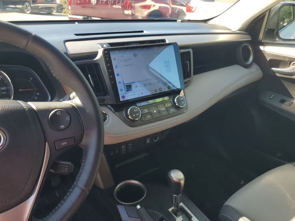 Thumbnail: 2015 Toyota RAV4 - 30