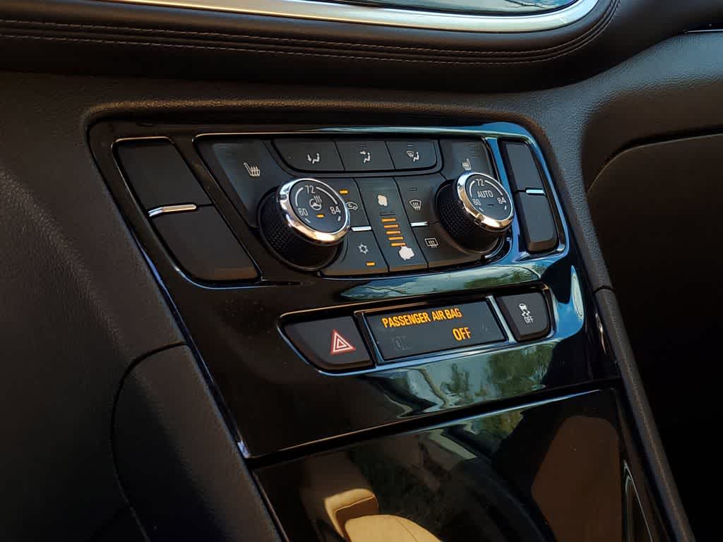 Thumbnail: 2017 Buick Encore - 29