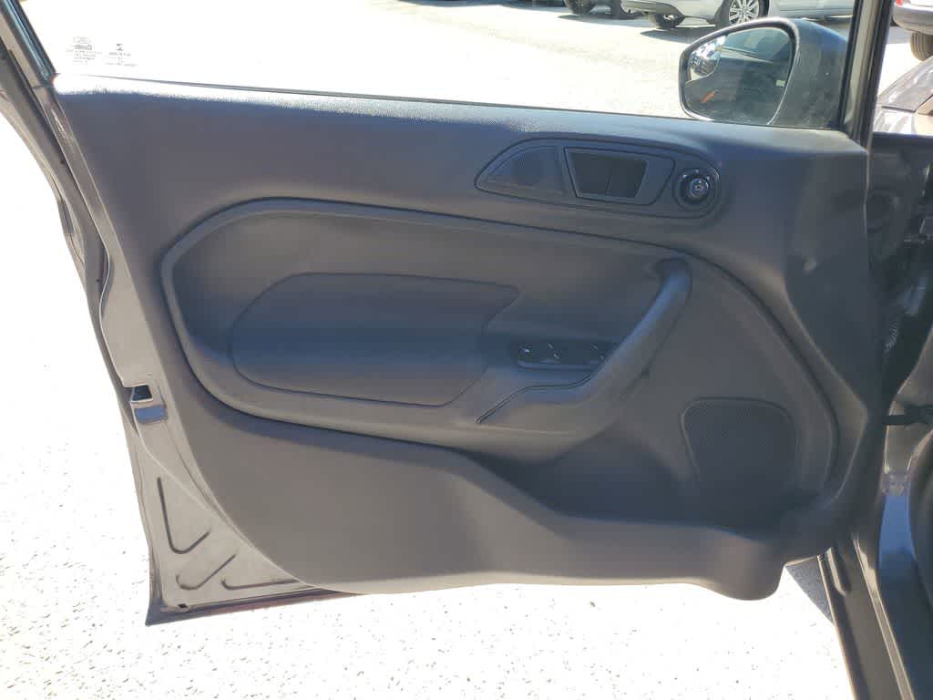 Thumbnail: 2018 Ford Fiesta - 17