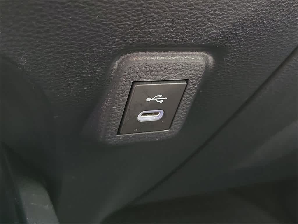 Thumbnail: 2023 Toyota Corolla - 31