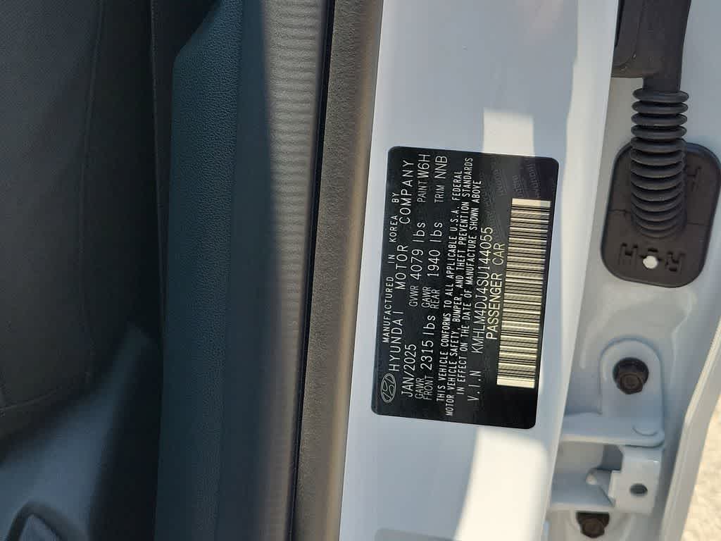 Thumbnail: 2025 Hyundai Elantra - 16