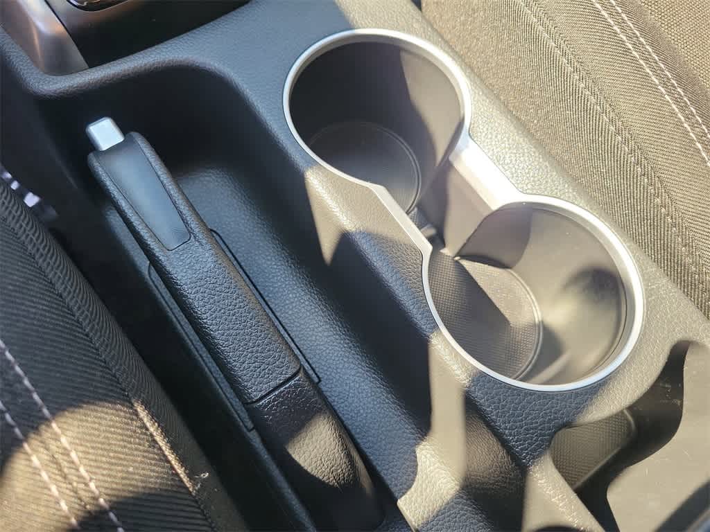 Thumbnail: 2016 Hyundai Elantra - 29