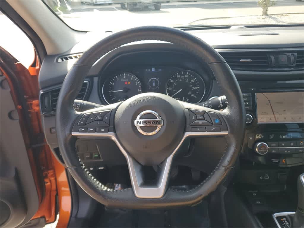 Thumbnail: 2021 Nissan Rogue Sport - 24