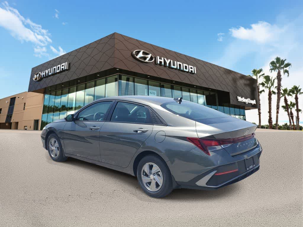 Thumbnail: 2026 Hyundai Elantra - 2
