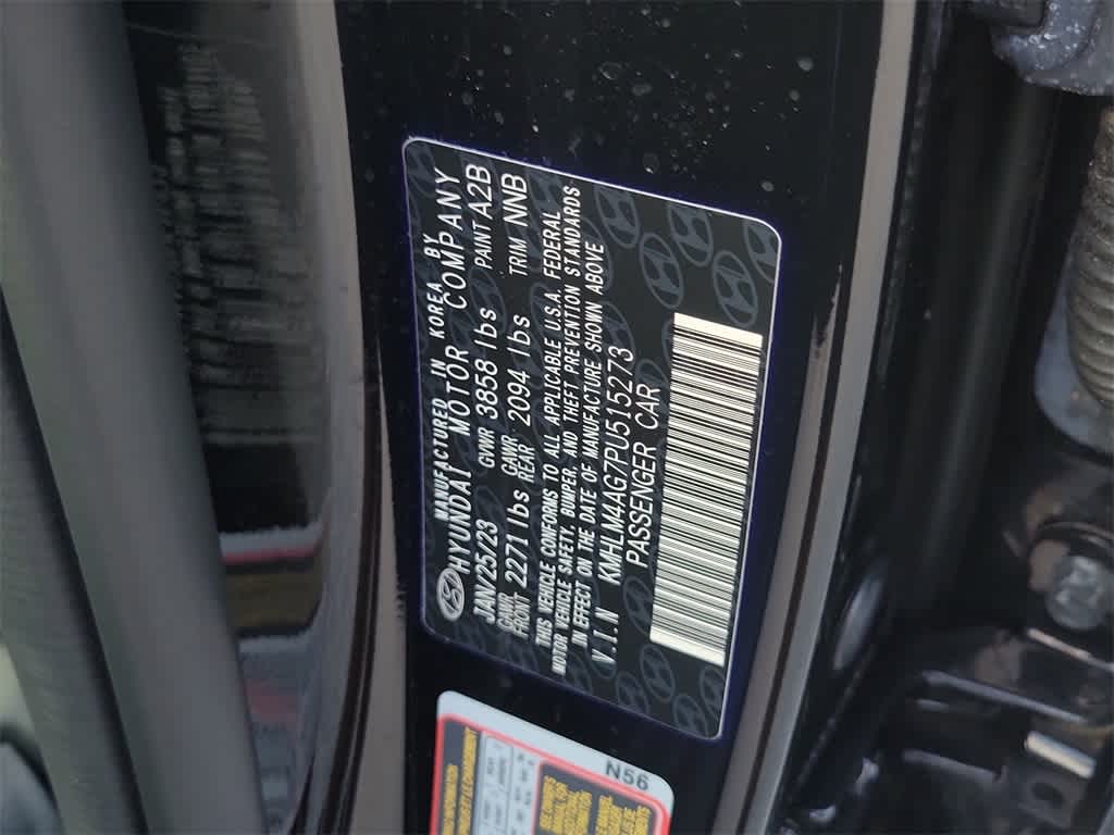 Thumbnail: 2023 Hyundai Elantra - 18