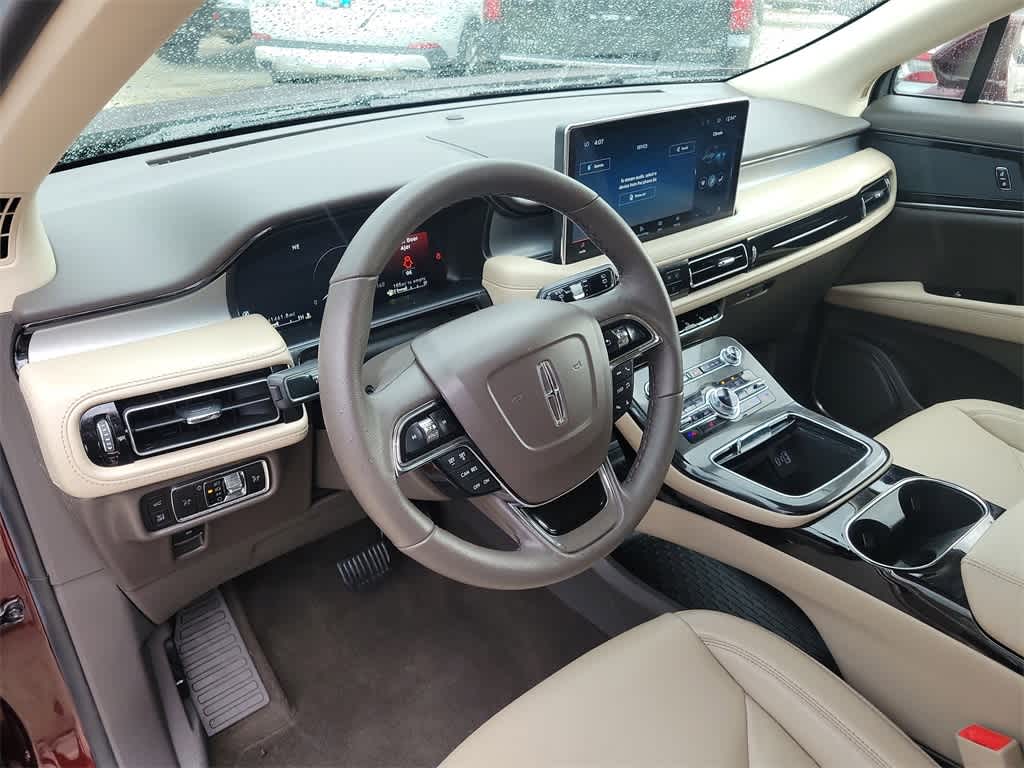 Thumbnail: 2023 Lincoln Nautilus - 23