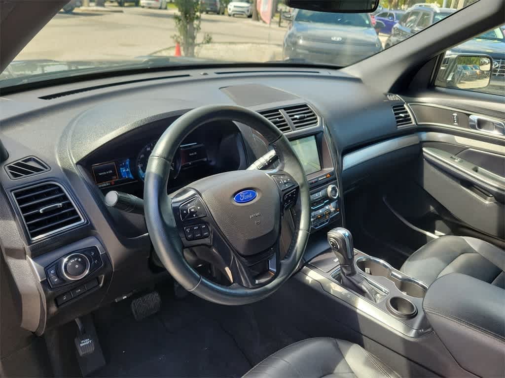 Thumbnail: 2018 Ford Explorer - 21