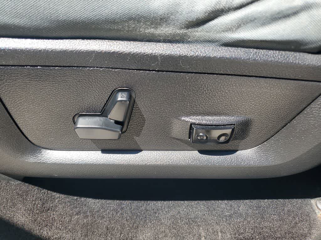 Thumbnail: 2013 RAM 1500 - 20