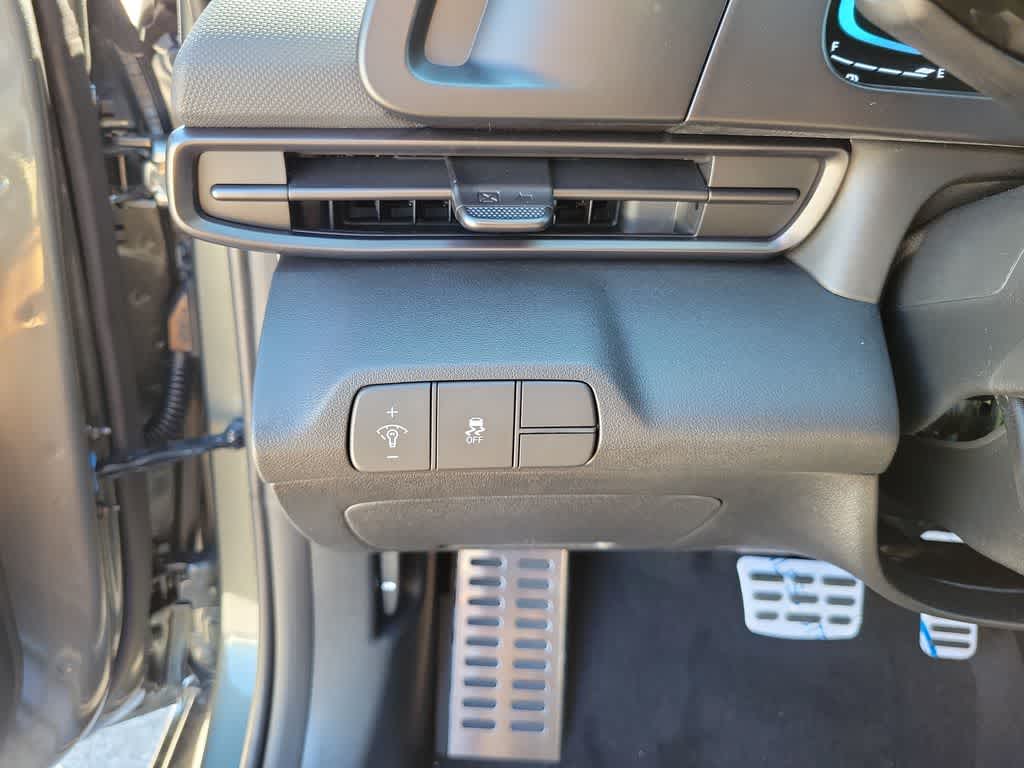 Thumbnail: 2026 Hyundai Elantra - 27