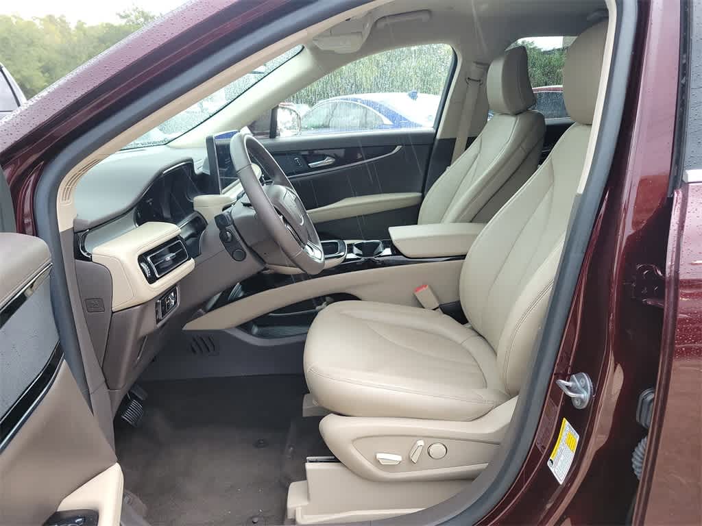 Thumbnail: 2023 Lincoln Nautilus - 22