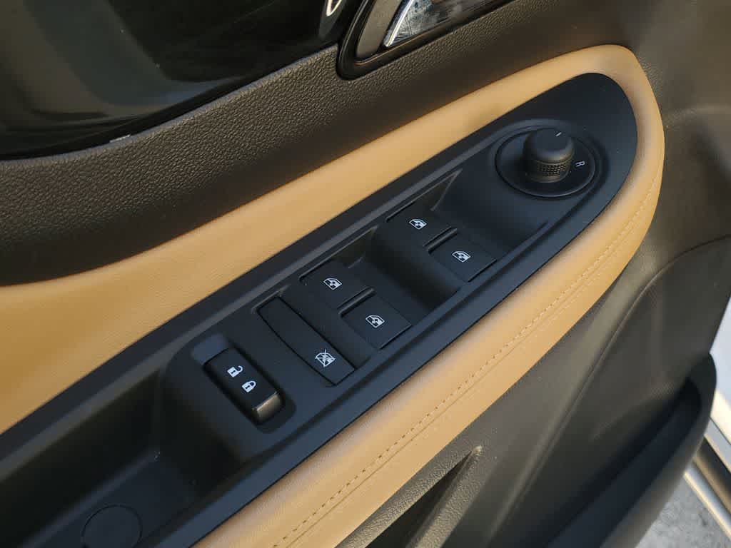 Thumbnail: 2017 Buick Encore - 18