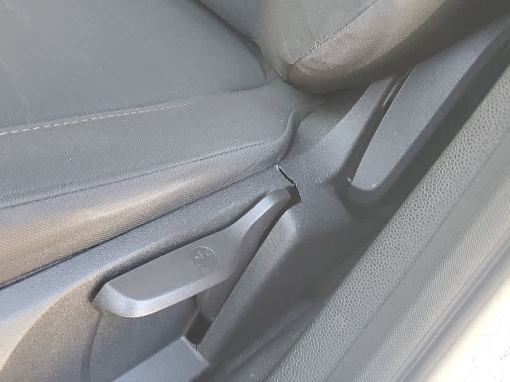 Thumbnail: 2018 Ford Fiesta - 20