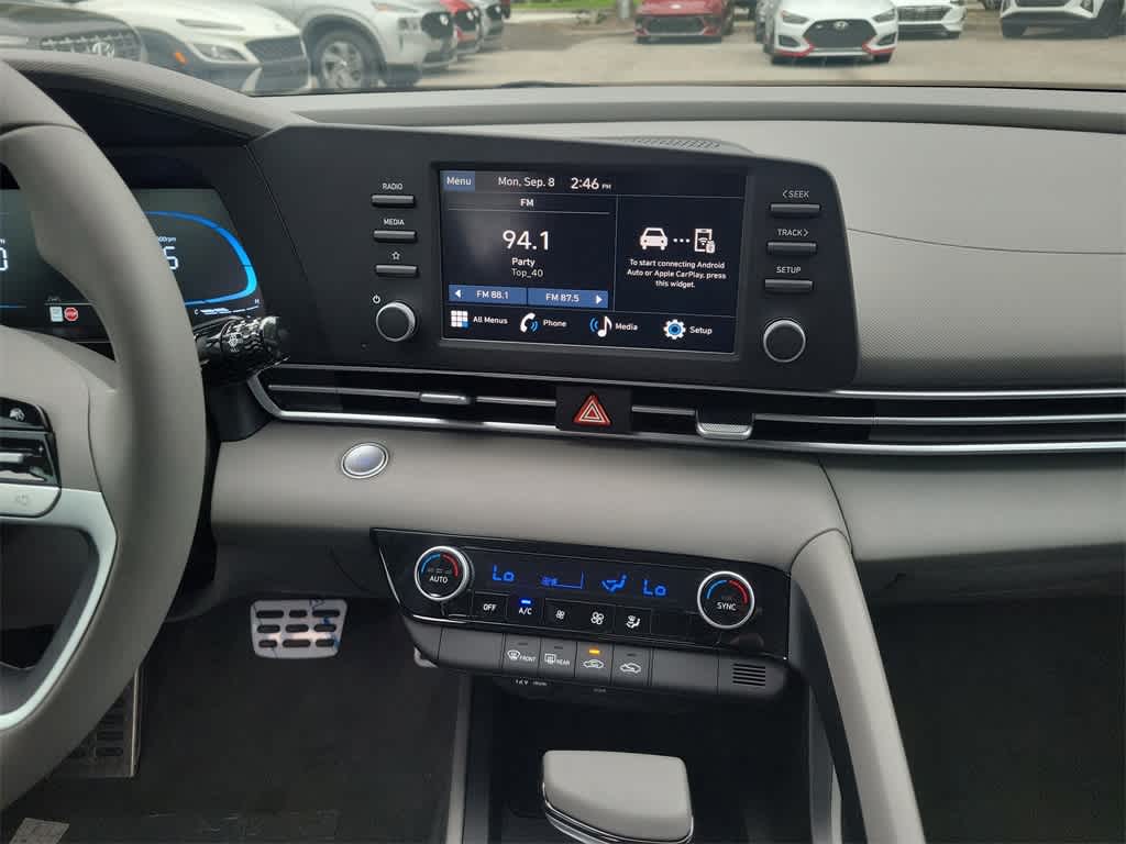 Thumbnail: 2025 Hyundai Elantra - 16