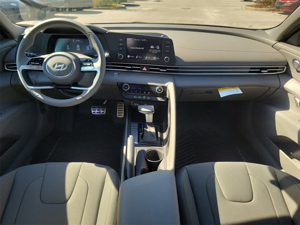 Thumbnail: 2025 Hyundai Elantra - 13